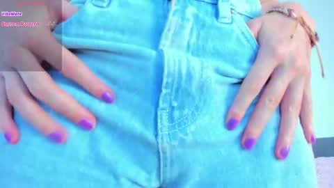 Amatista online show from February 25, 2025, 9:57 pm