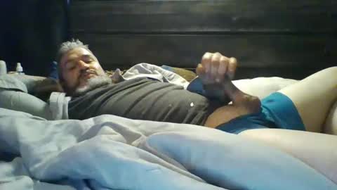 Snapshot of amatterdaddy83 chatting on November 29, 2025, 10:24 pm amatterdaddy83 online show from November 29, 2025, 10:24 pm