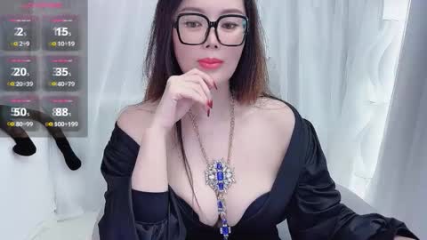 yooo online show from September 23, 2025, 10:51 am