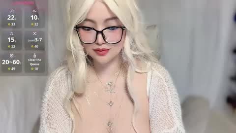 yooo online show from April 13, 2026, 2:06 am