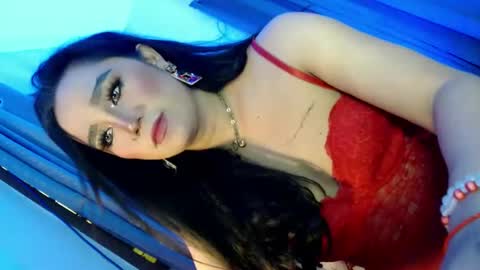 Amaya online show from February 8, 2025, 1:44 pm