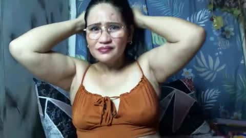 amazing angel online show from September 11, 2025, 9:15 pm