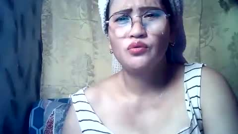 amazing angel online show from October 26, 2025, 2:50 am