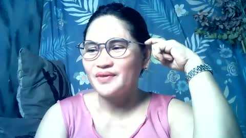 Snapshot of amazing_angel22 chatting on June 15, 2026, 12:24 am amazing angel online show from June 15, 2026, 12:24 am