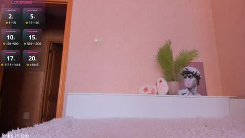 Roxy online show from April 10, 2026, 10:20 am