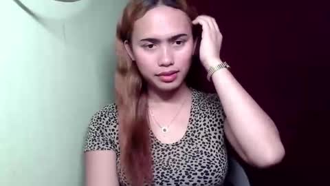 YELLA online show from April 2, 2026, 9:40 am