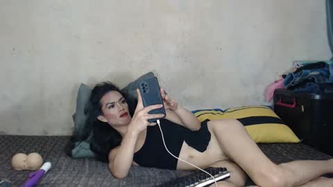 Snapshot of amazongirl_pinay chatting on May 6, 2026, 6:24 pm jasmine online show from May 6, 2026, 6:24 pm