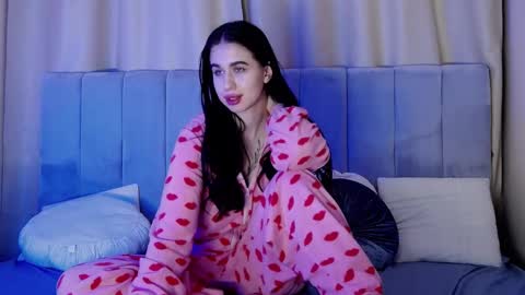 Amazon online show from March 6, 2025, 5:22 pm