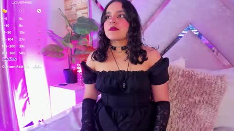   online show from December 15, 2025, 6:45 pm