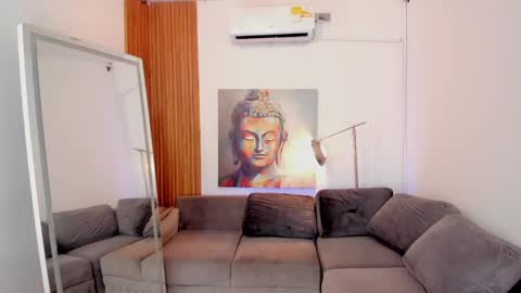 Snapshot of ambar_muse chatting on June 2, 2026, 6:10 pm Ambar online show from June 2, 2026, 6:10 pm