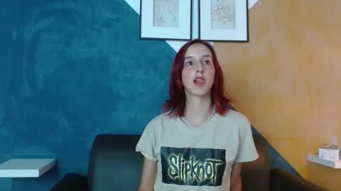 ambar_roux1 online show from January 29, 2025, 7:00 pm