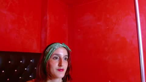 ambar_roux1 online show from March 1, 2025, 11:37 pm