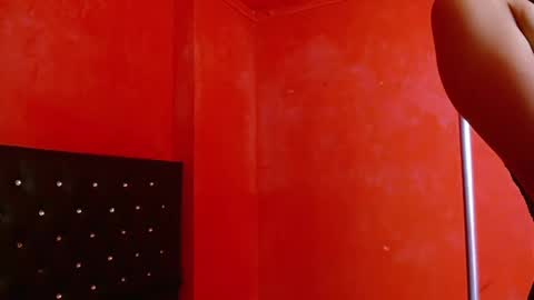 ambar_roux1 online show from March 6, 2025, 5:11 pm