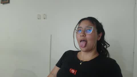 Ambar online show from January 21, 2025, 1:18 am