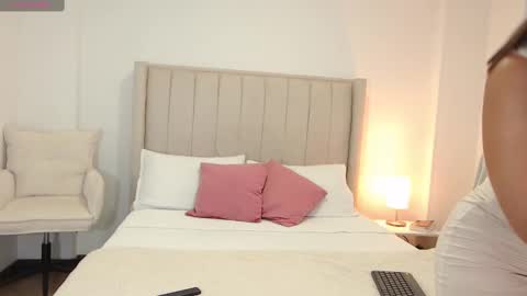 Ambar online show from March 2, 2025, 10:38 pm