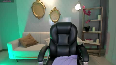 Ambar  online show from September 16, 2025, 12:06 pm