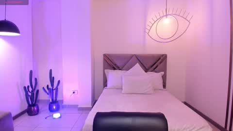 Ambar  online show from January 7, 2026, 12:07 pm