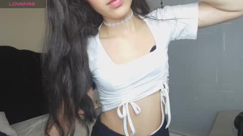 Ambar Ross online show from October 1, 2025, 7:42 pm