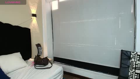 Ambar Ross online show from October 18, 2025, 7:14 pm