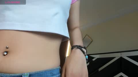 Ambar Ross online show from March 3, 2026, 12:33 pm