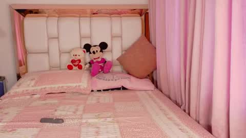 Snapshot of ambarrossi_ chatting on May 24, 2026, 12:54 pm online show from May 24, 2026, 12:54 pm
