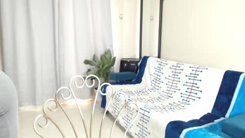  Amber Sofhia  online show from January 17, 2025, 6:54 pm