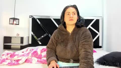   online show from February 14, 2025, 10:49 am