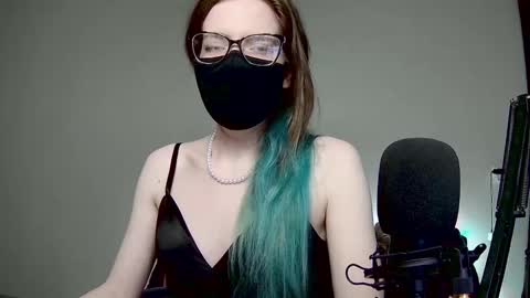 Amber non-nude model online show from February 24, 2025, 2:19 am