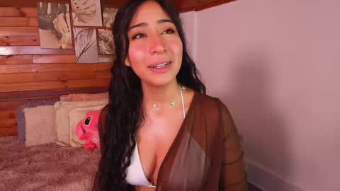 amber_curly online show from November 14, 2025, 8:29 pm