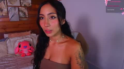 amber_curly online show from December 3, 2025, 9:57 pm