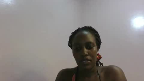 amber_cutie2 online show from November 16, 2025, 8:58 pm