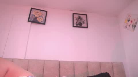 Snapshot of amber_demons chatting on October 21, 2025, 9:59 pm Amber Demons online show from October 21, 2025, 9:59 pm