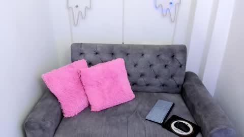 ammber online show from January 17, 2025, 11:59 am