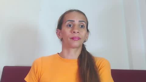 Amber Moore online show from May 28, 2026, 4:48 pm