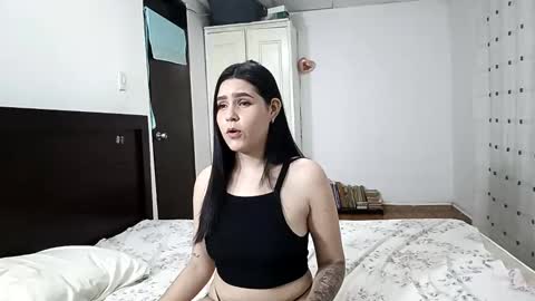 Amber online show from October 28, 2025, 2:04 am