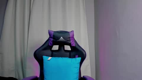 Snapshot of amberbaker21 chatting on March 11, 2025, 2:51 pm Amber Baker online show from March 11, 2025, 2:51 pm