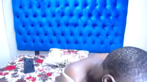 Snapshot of amberdiamondmmm chatting on November 4, 2025, 2:10 am amberdiamondmmm online show from November 4, 2025, 2:10 am