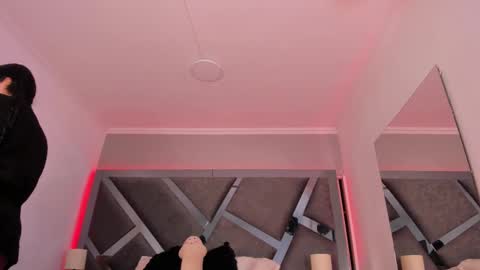 Amber  online show from February 12, 2025, 11:40 am