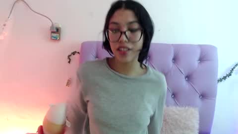 Amber Jeong online show from January 25, 2025, 3:30 am