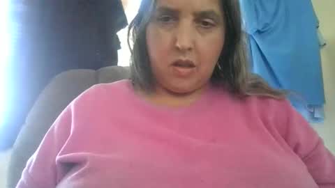 amberlixen online show from November 14, 2025, 3:33 pm