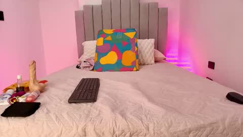 Snapshot of amberly_21 chatting on November 5, 2025, 3:06 am Amber online show from November 5, 2025, 3:06 am