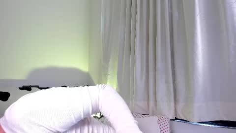 Snapshot of ambermiller04 chatting on June 27, 2026, 2:55 pm Amber online show from June 27, 2026, 2:55 pm