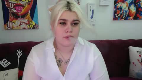 Amber online show from September 11, 2025, 3:17 am