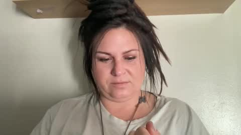 ambermoss7 online show from October 30, 2025, 8:42 pm