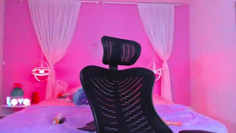 Amber online show from December 14, 2024, 6:35 am