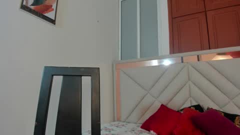 Snapshot of amberqueenx1 chatting on March 3, 2026, 12:11 pm amberqueenx1 online show from March 3, 2026, 12:11 pm