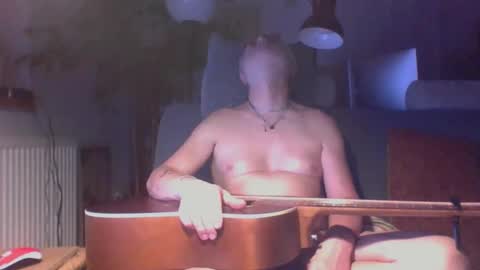 Amberr11 online show from October 20, 2025, 10:32 pm