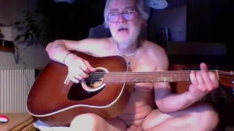 Amberr11 online show from January 6, 2026, 12:03 am