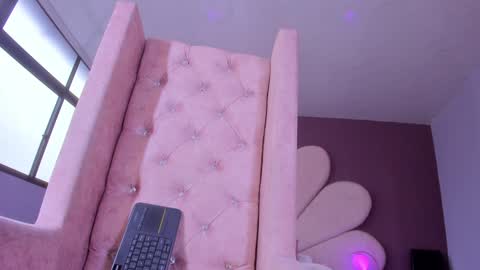 Snapshot of amberrferreira chatting on December 24, 2024, 3:37 pm Amber Ferreira online show from December 24, 2024, 3:37 pm