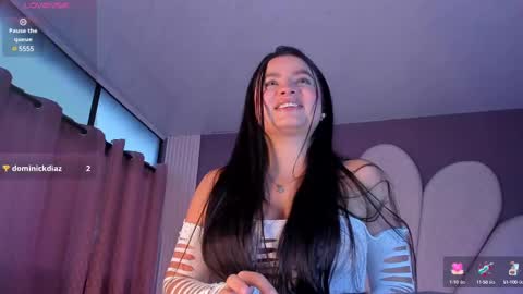 Snapshot of amberrferreira chatting on March 6, 2025, 5:43 pm Amber Ferreira online show from March 6, 2025, 5:43 pm